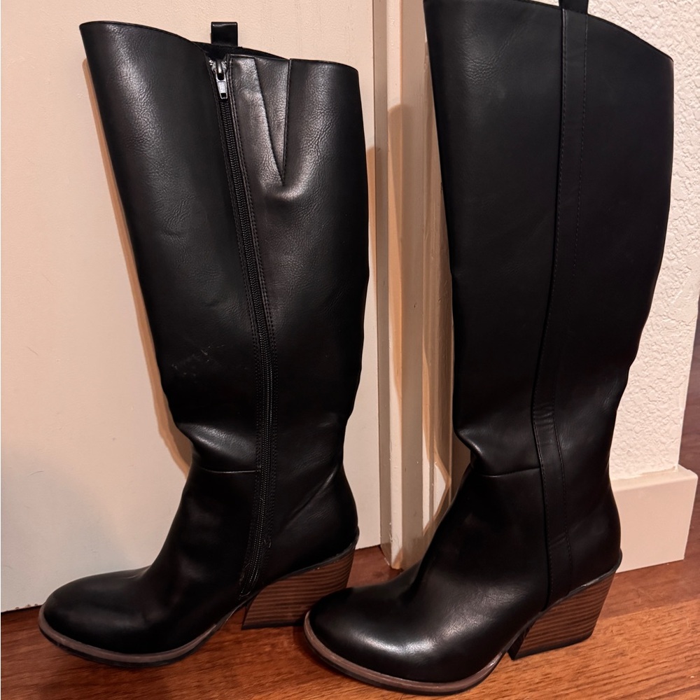 Kork-Ease Black Heeled Boots